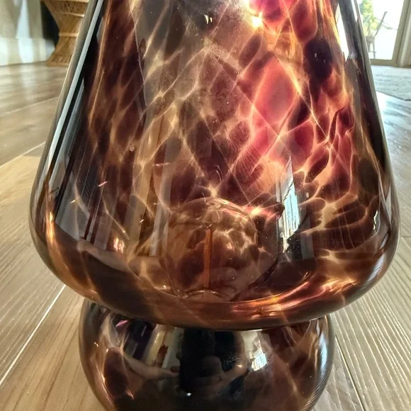 Brown Tortoise Glass Mushroom Lamp - Picture 5 of 8